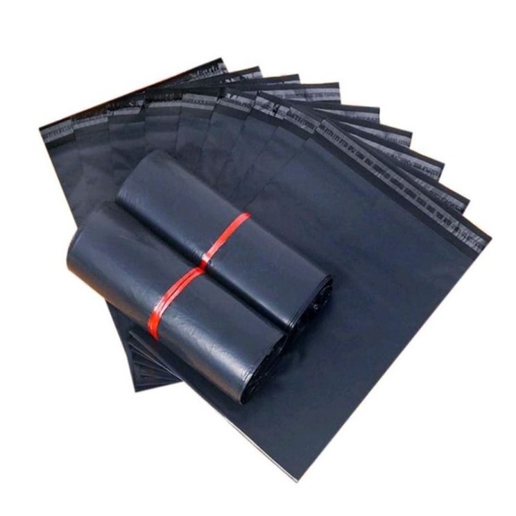 

Produk plastik packing online polymailer premium ukuran 2x4 isi 1 lembar