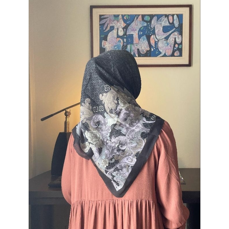 NUANSA HITAM hijab segiempat denay voal motif semarang