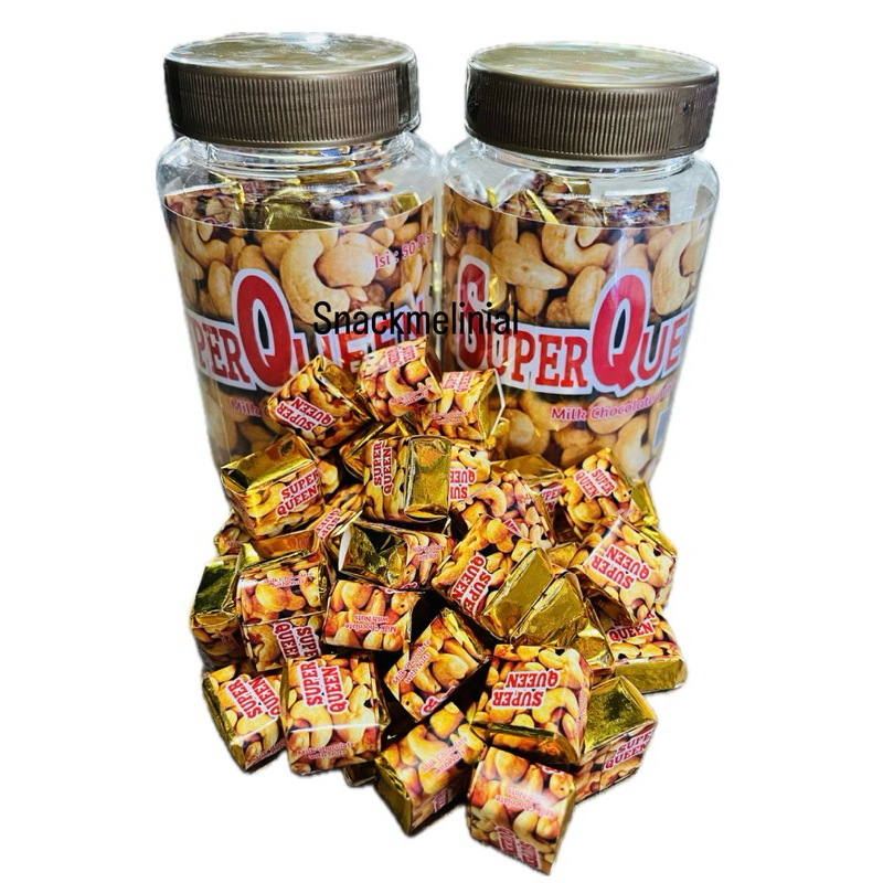 

50Pcs Super Queen Cube Milk Chocolate With Nuts