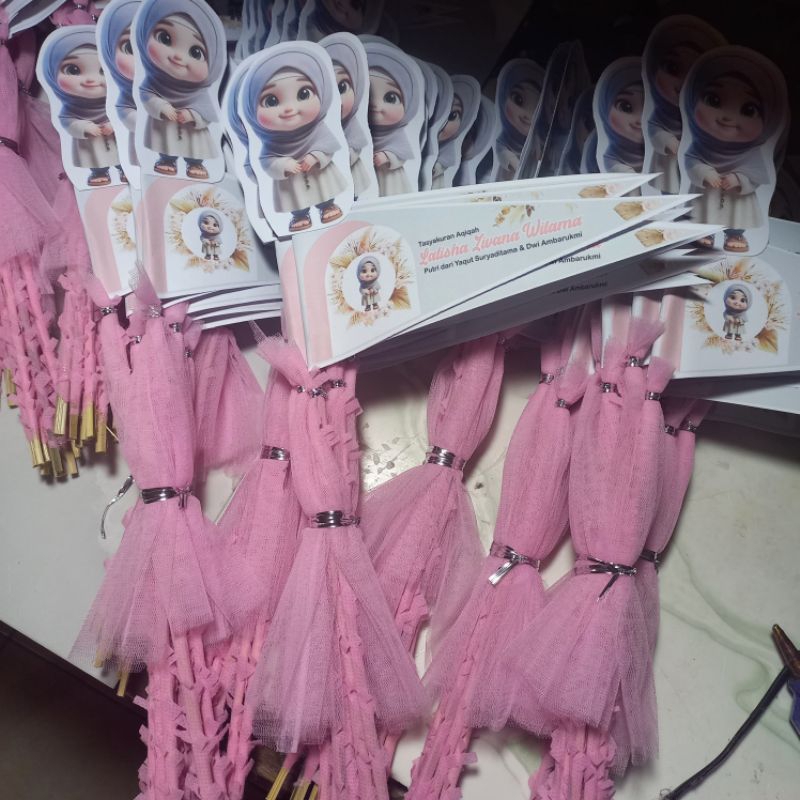 BENDERA AQIQAH KARAKTER TILE