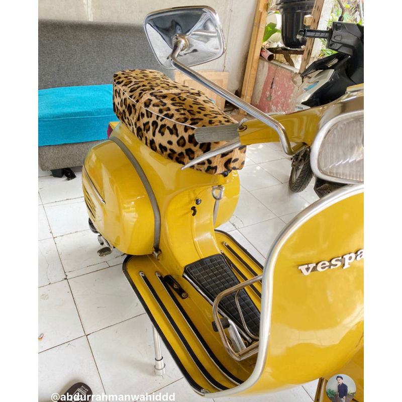 cover sarung jok vespa super sprint clasic model macan leopart beludru lembut