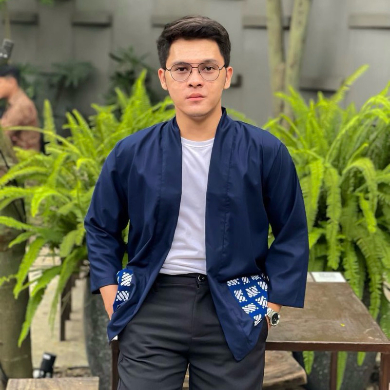 CARDIGAN KIMONO OUTER PRIA TERLARIS BATIK