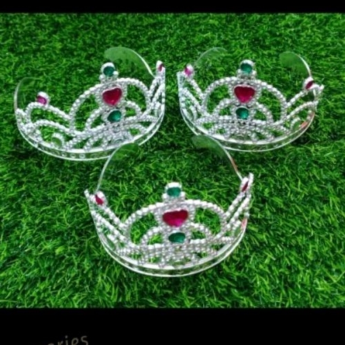 bando mahkota plastik