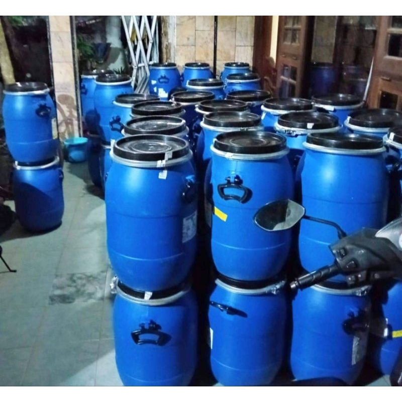 Tong plastik 60 liter.