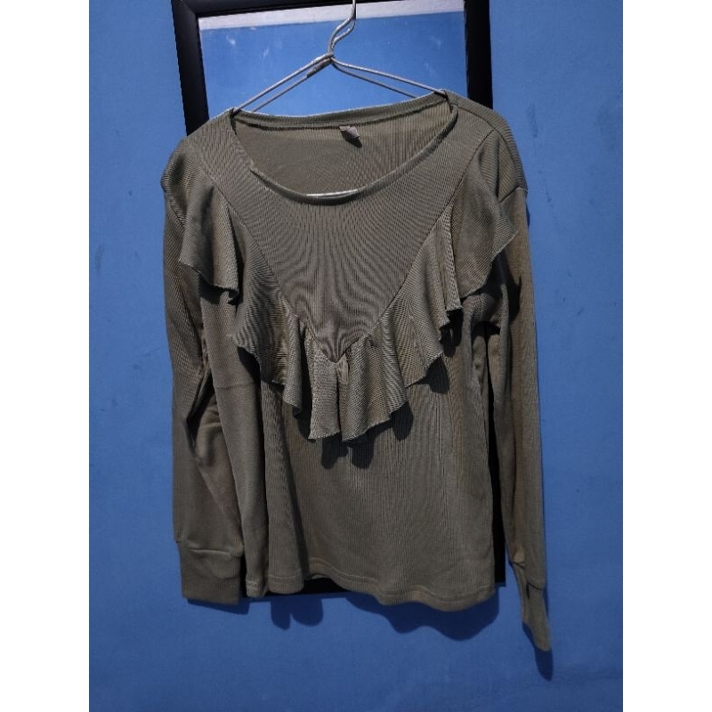 Blouse atasan hijau sage LD 105, Preloved, masih bagus baru sekali pakai