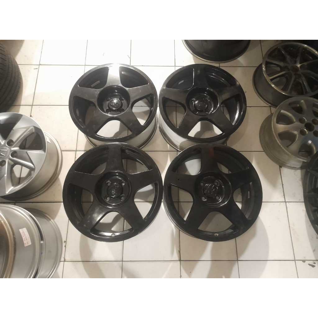 VELG SEKEN RESING FIPTEEN R17 PCD 4X100