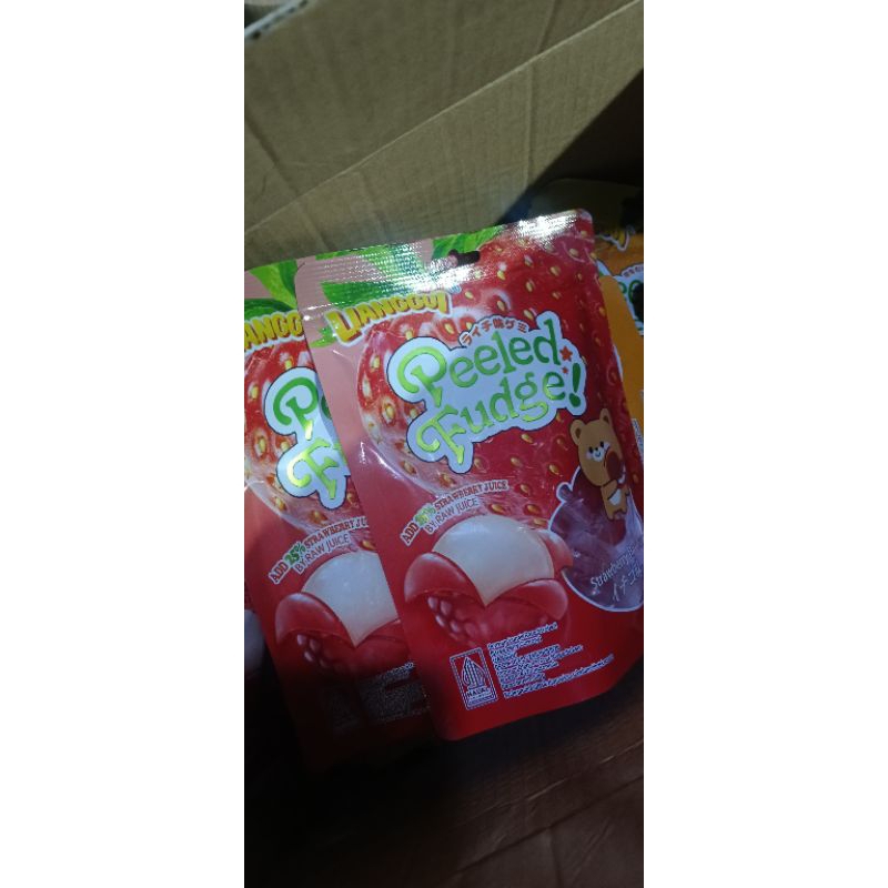 

lianggui peeled fudge ( permen jelly kupas) Halal rasa stroberi