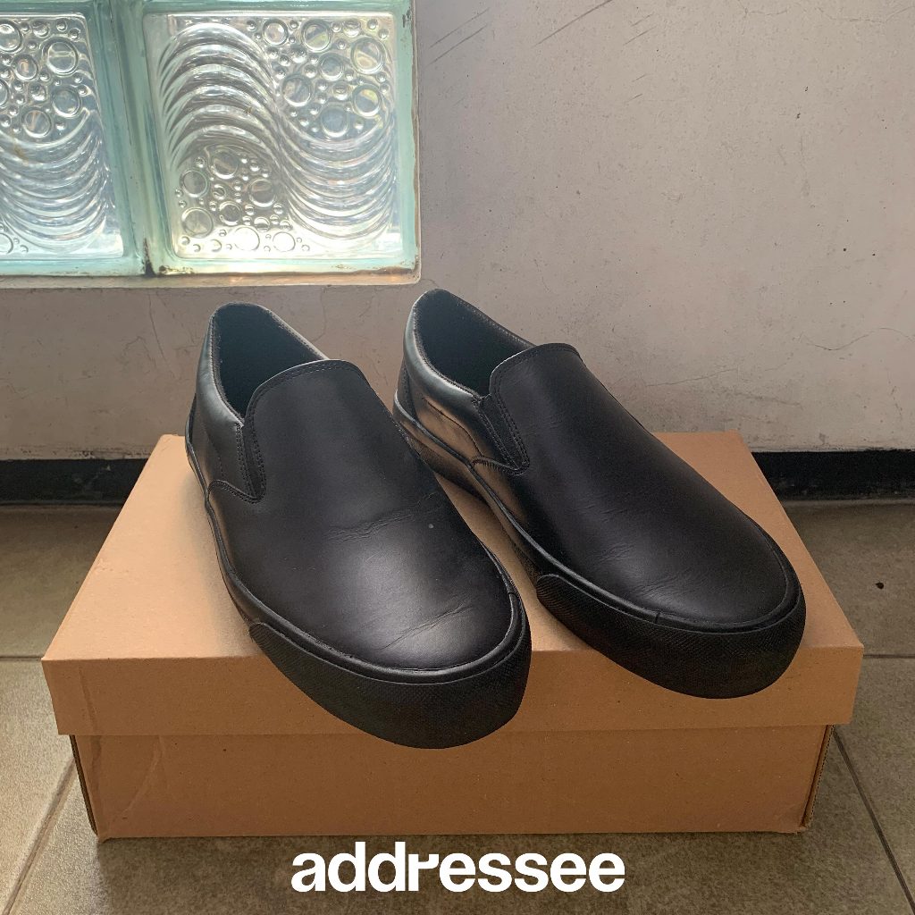 Sepatu Sneakers Rebellion Footwear Slip On All Black Full Leather