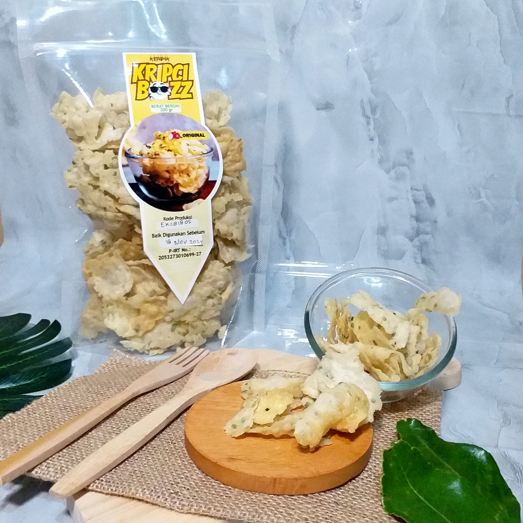 

Kripci Bozz Rasa Original 200 gram - Keripik Cireng Aci Premium Cemilan Oleh - Oleh Khas Bandung