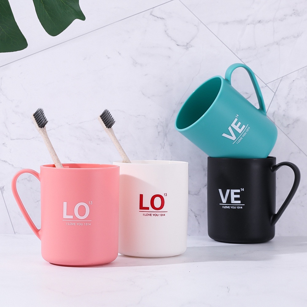 H622 Cangkir Minum Couple LOVE / Mug Couple Gelas Pasangan LOVE Lucu / Gelas Couple Plastik LOVE