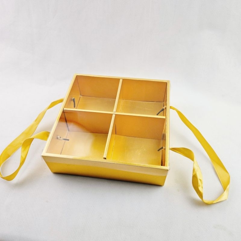 Kotak Kue Sekat 4 Tutup Mika | Box Kue Sekat 4