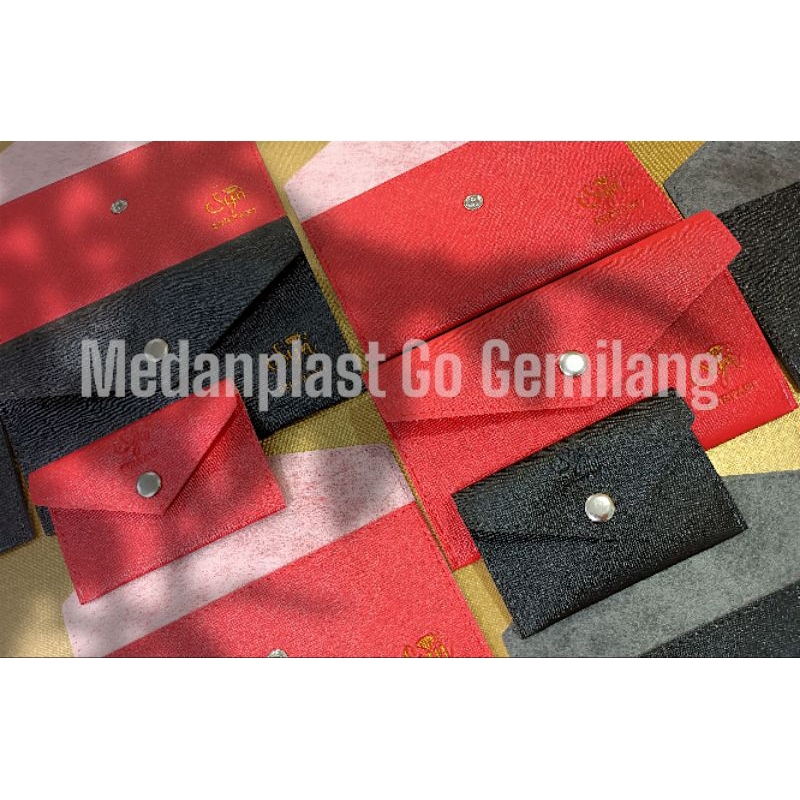 (Mohon baca deskripsi)Souvenir pernikahan unik & estetik dompet kartu / souvenir card holder murah