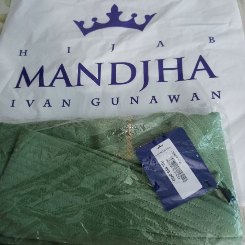 Bergo Comfy Hijau Green Tea Kode 11 Mandjha Ivan Gunawan Fashion Original, Produksi Juga Warna Lainn
