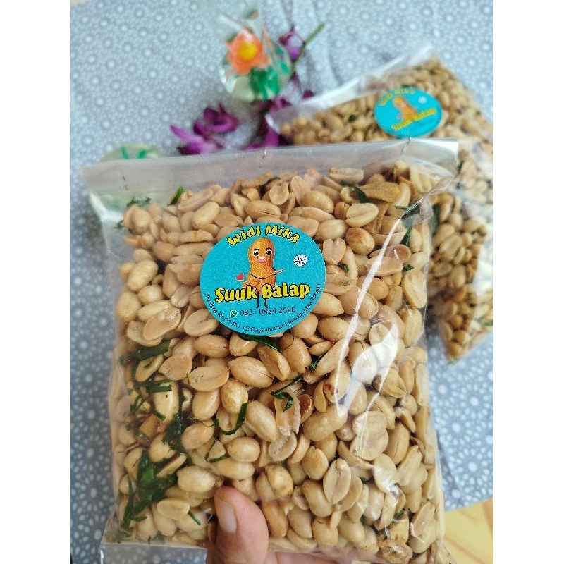 

Kacang Bawang Original Kota Cilacap 500Gram