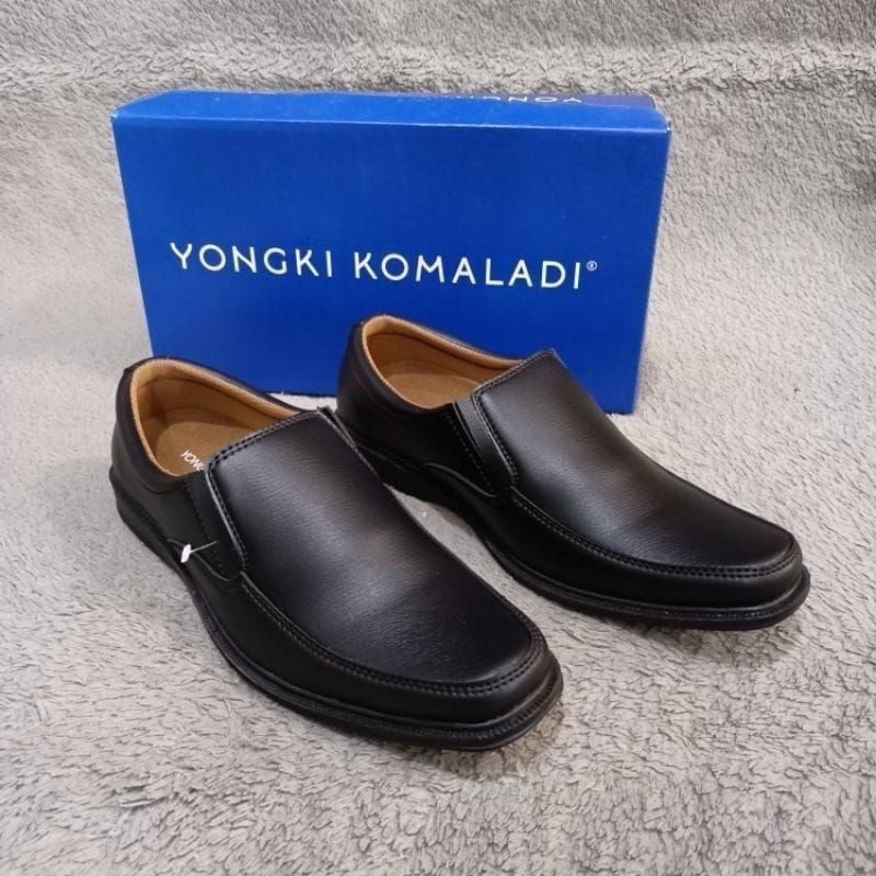 SEPATU PANTOFEL PRIA YONGKI KOMALADI. SEPATU KASUAL KEREN. SEPATU KANTOR