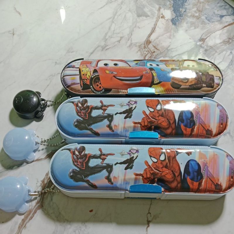 

kotak pensil spiderman cowok