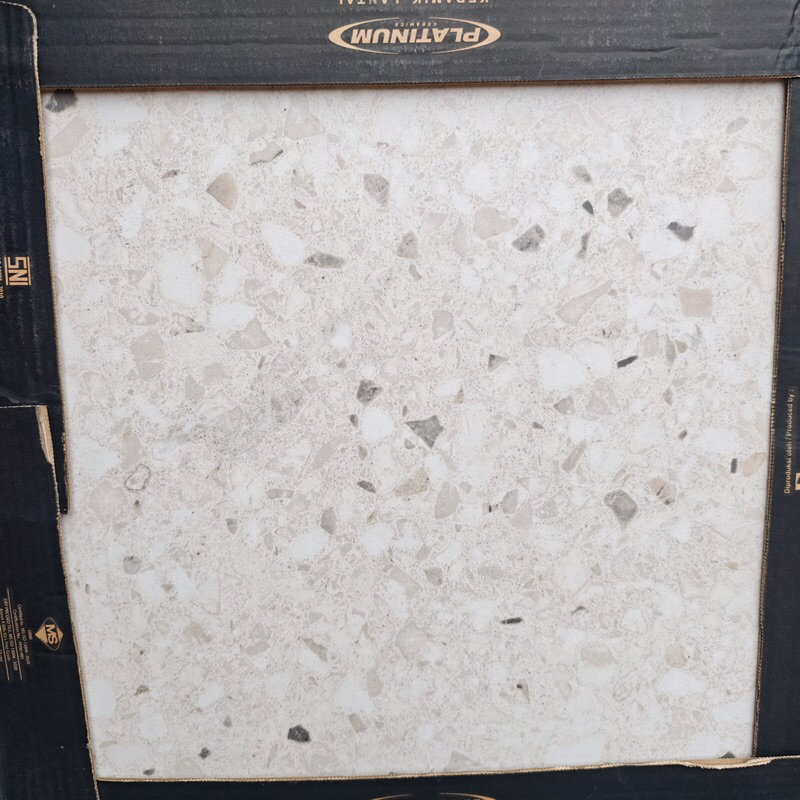 keramik 50x50 motif terazzo (matt-doff)/ keramik lantai kamar mandi/ keramik lantai terazo/ keramik 