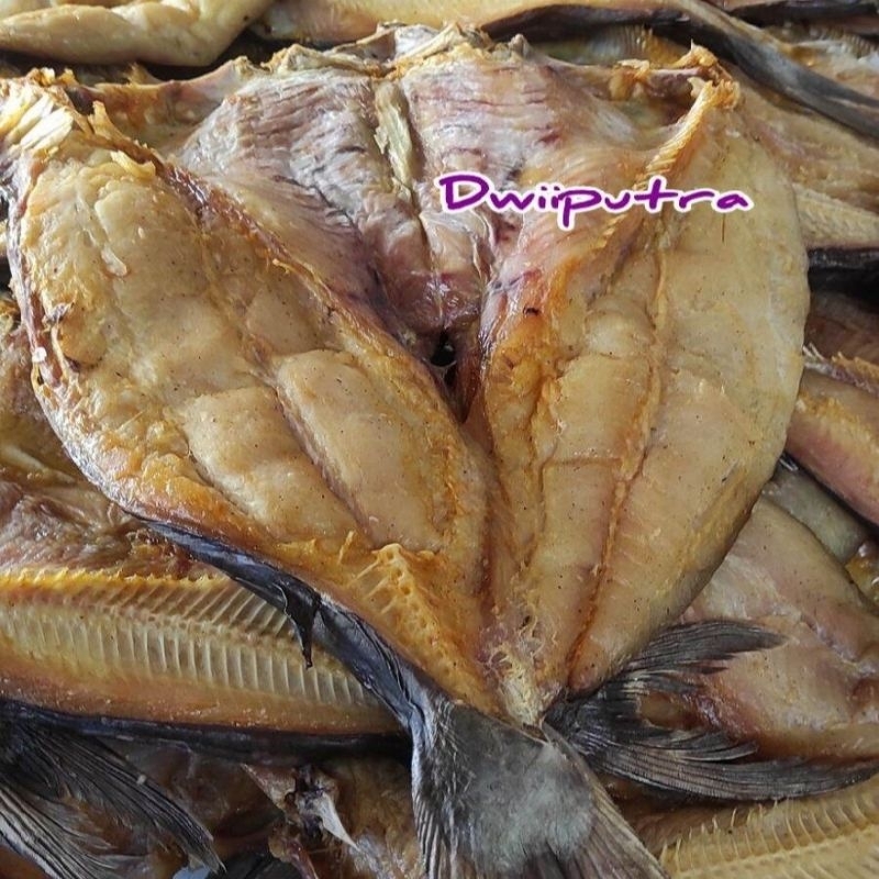 

Ikan Asin Jambal Roti Super ngeprul