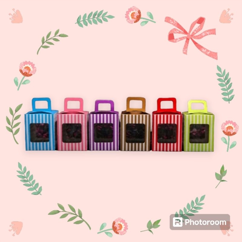 

Box Muffin / Box Cupcake + dudukan / Harga satuan