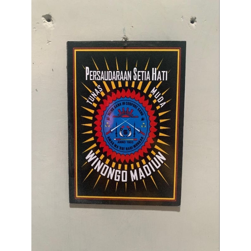 HIASAN DINDING PSHW TM / SH WINONGO,Free stiker