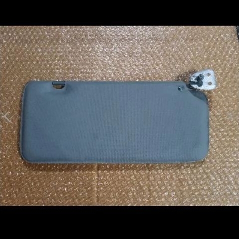Sunvisor Nissan Grand Livina / Kanan