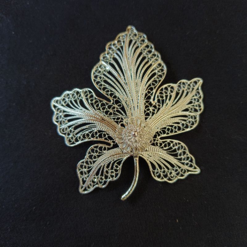 bros etnik motif daun / bros kebaya / bros pesta / bros bunga / bros etnik / bros perak / bros jogja