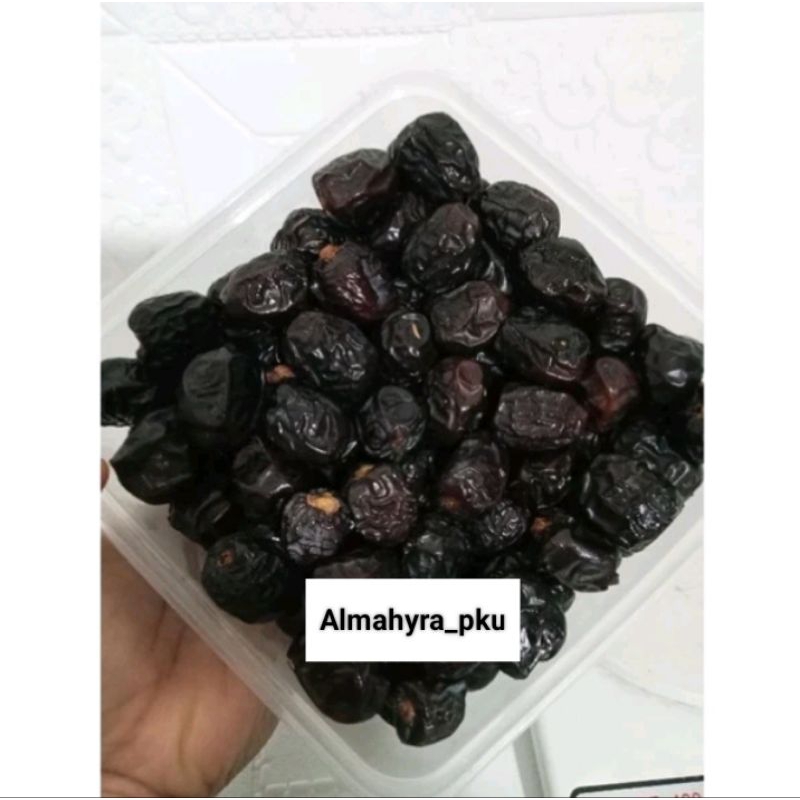 

Kurma Ajwa 1 kg / Kurma Nabi / Kurma Ajwa Al Madinah