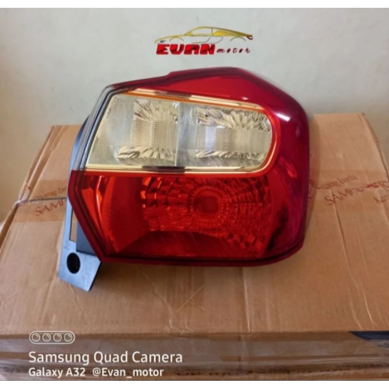 Stoplamp lampu belakang subaru XV tahun 2010 2011 2012 2013 2014