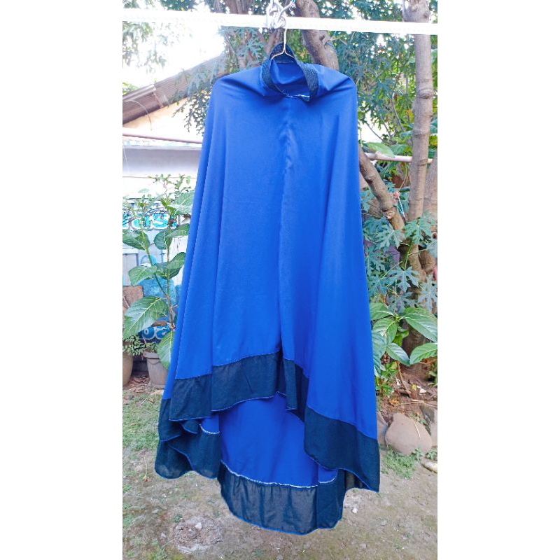PRELOVED KHIMAR SYARI JUMBO WARNA BIRU ELEKTRIK