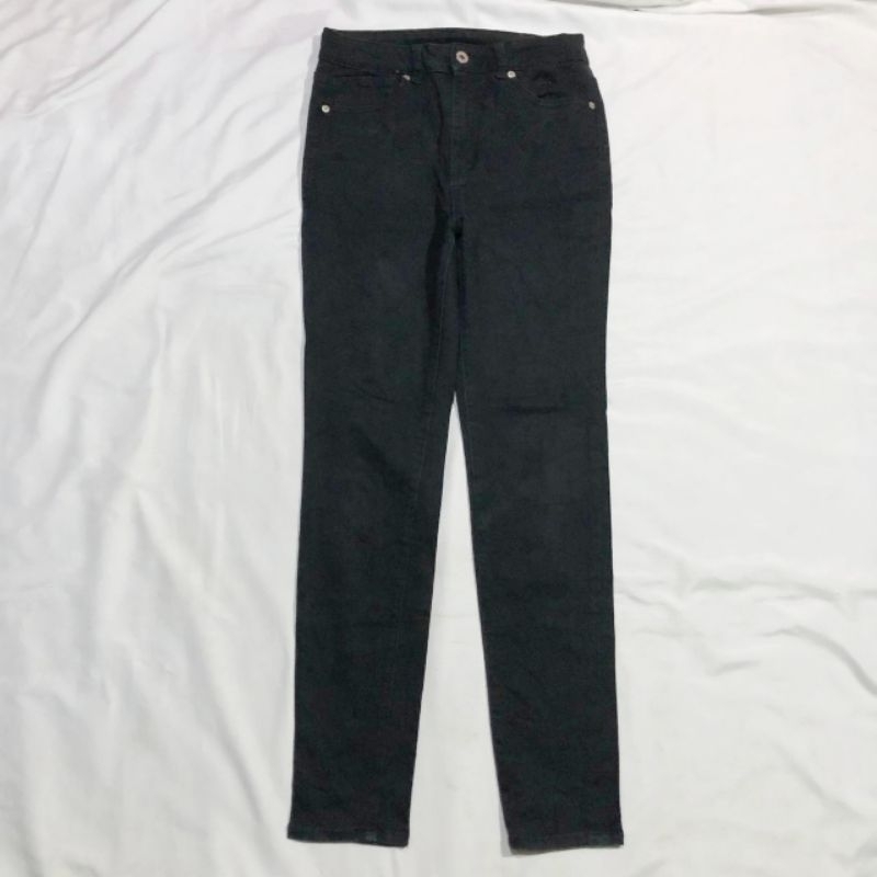 Size 27 Celana Panjang Longpants GU Jeans Hitam Skinny    Second Preloved #CJ414
