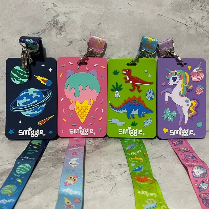 

Smiggle Bag Tag Card Holder dengan Tali Lanyard
