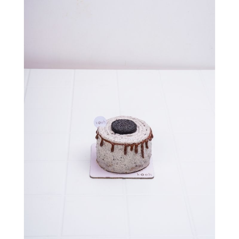 

Soft Chiffon Birthday Cake - Oreo