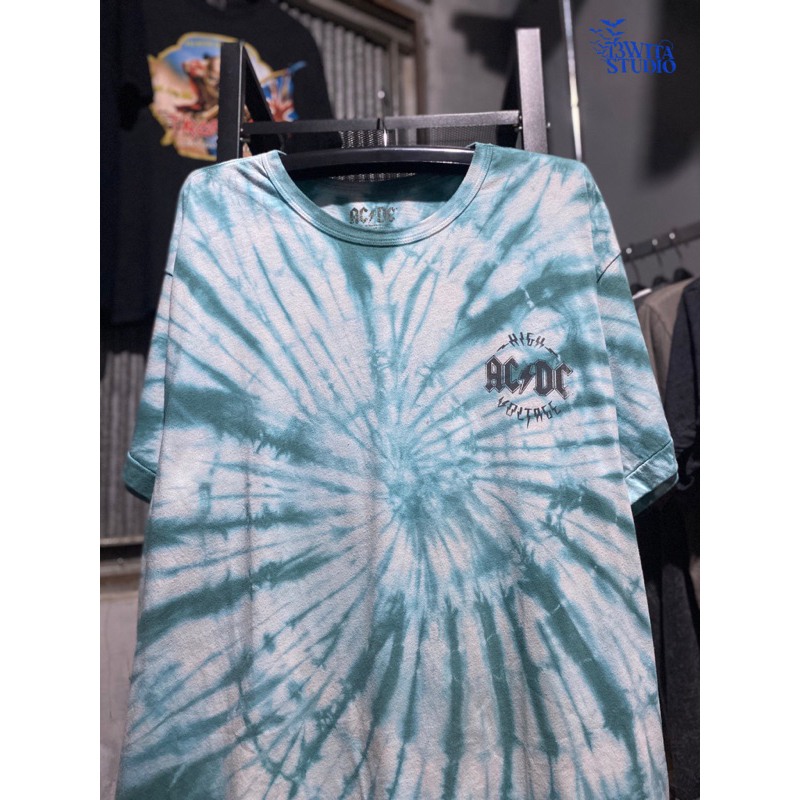 Kaos T Shirt Second Band ACDC 76 European Tour Copyright 2021