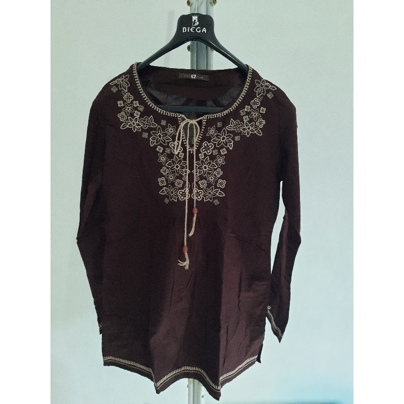 preloved kemeja by c2 warna brown