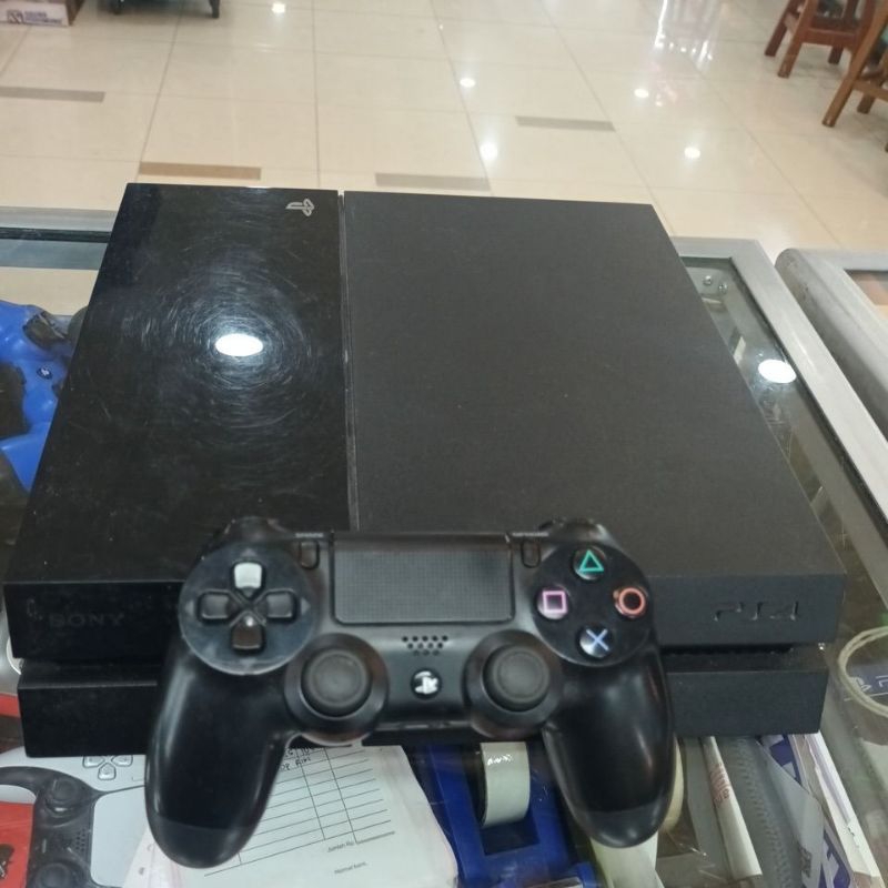 Ps4 second fat 500gb hitam