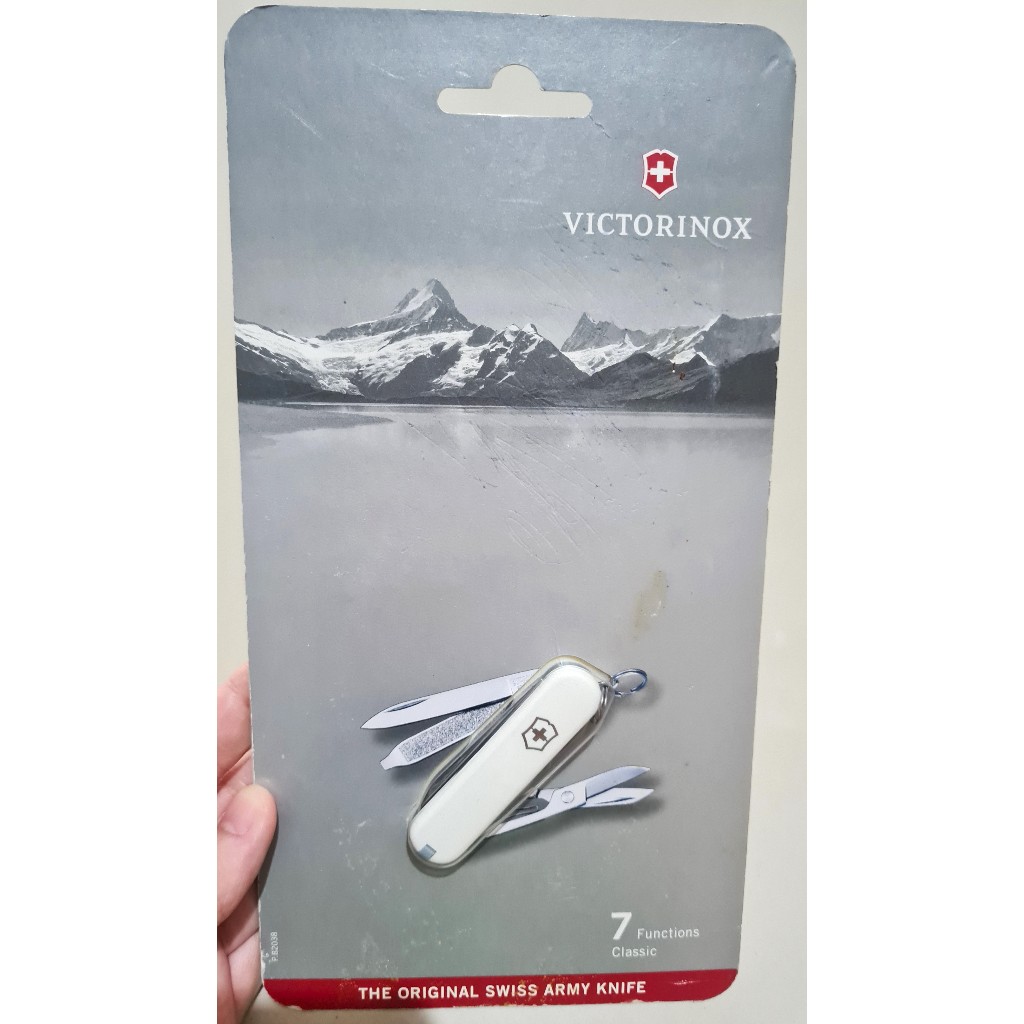 VICTORINOX The Original Swiss Army Knife - Classic 7 functions (pisau lipat Victorinox - Classic 7 F