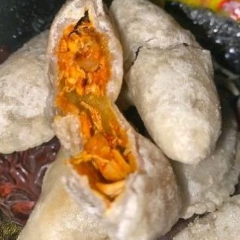 

Cireng Gendut Ayam Suwir Pedas (full ayam), Keju, dll. Kemasan Vacuumm