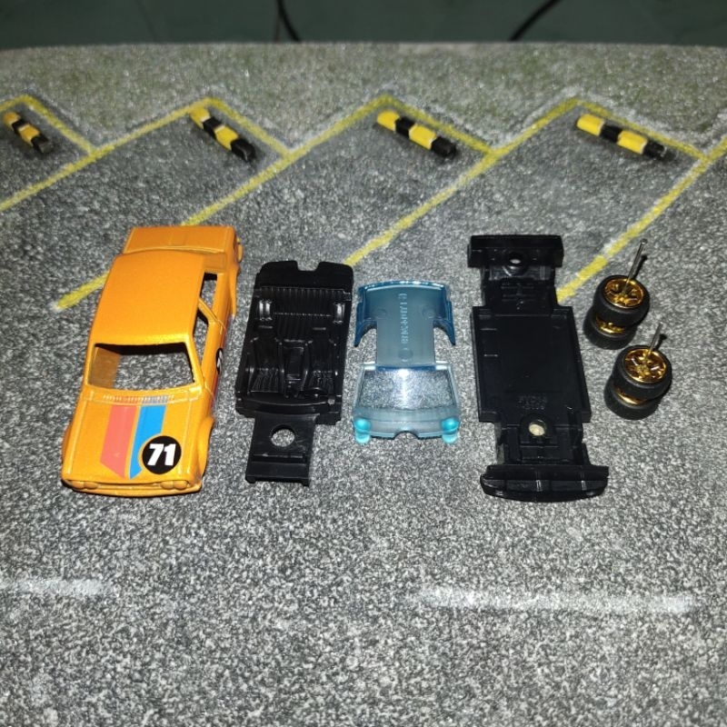 hotwheels factory unrivet pabrik unspoon seri Flying custom ( 71 DATSUN bluetooth 510)