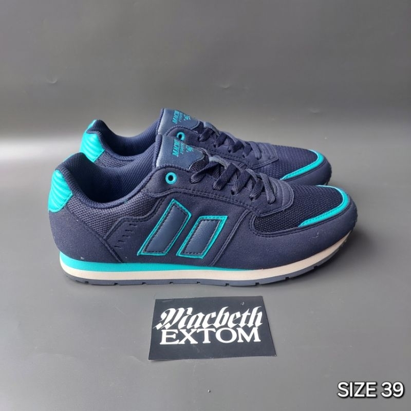 Macbeth Fischer Navy Seafoam Size 39