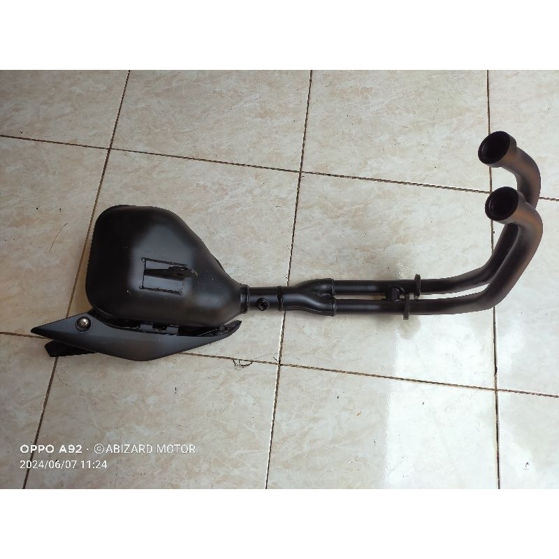 keheranan Haidar knalpot standar Yamaha R25/MT25 second original