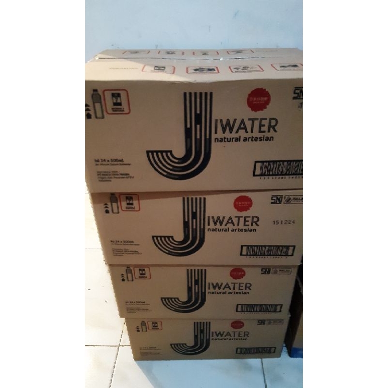 

JWATER / Ji Water / J Water 500ml - Air Mineral by J99 - Air Mineral Ms glow
