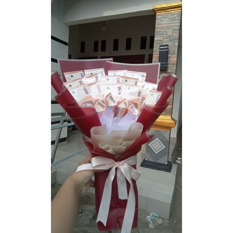 buket bunga uang 5ribuan murce