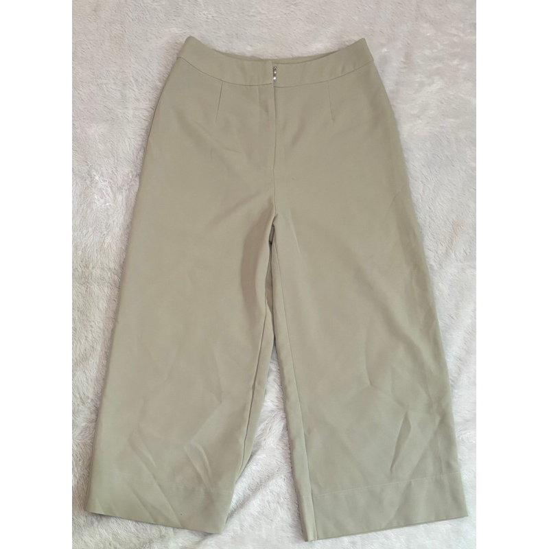 celana love bonito preloved