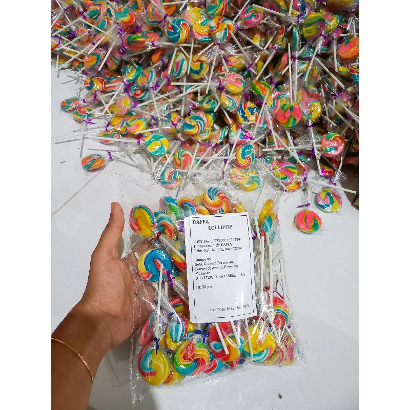 

paket permen satu karton / 50 pack lolli 3cm (isi 50pcs/pack 2500pcs) daffa lollipop pabrik permen