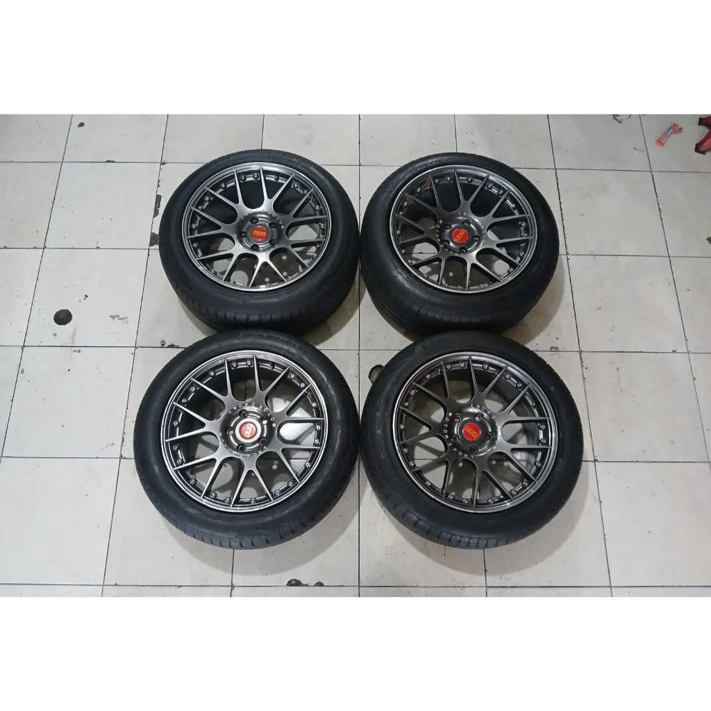 Velg Mobil BEKAS BBs CHR Ring 18x8/9 PCD 5x114,3 ET35/38 GREY POLISH + Ban 235 50 R18 thn 2023