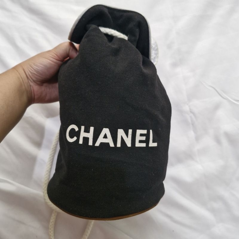 Ransel serut mini Chanel Makeup Edition Black White