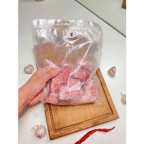 

Daging sapi/beef cube/australian Meltique/saikoro