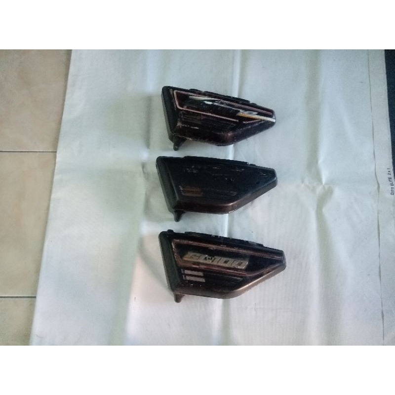 Cover Box Tutup Aki Honda Gl100 Box Tengah Sebelah Kiri Original Seken Copotan