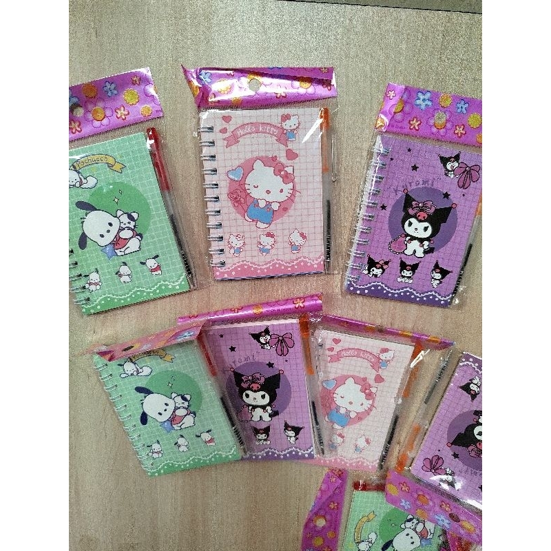 

12pcs Buku Memo Kecil Kuromi Hello Kitty Cinnamoroll dan Pulpen