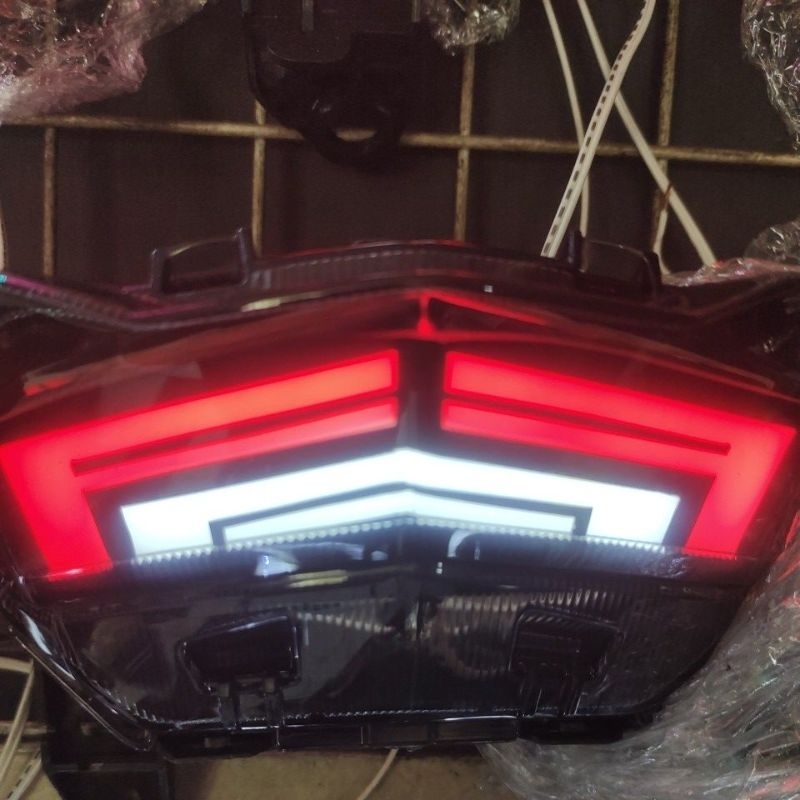 lampu belakang stoplamp aerox new custom